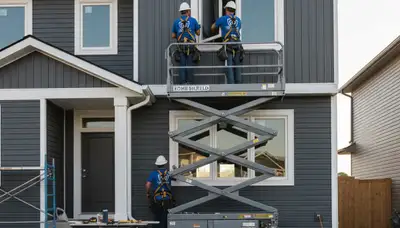 Vinyl siding and window repair experts in Raleigh NC restoring storm-damaged home exteriors